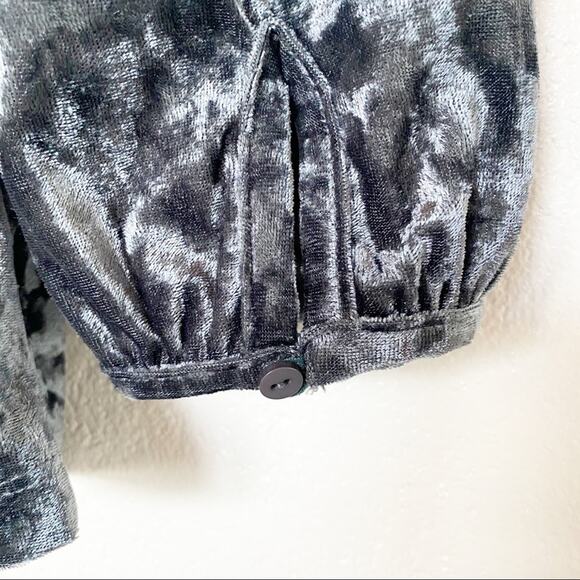 Lucky Brand Velvet Off the Shoulder Top Cool Grey Size Medium - Picture 7 of 8